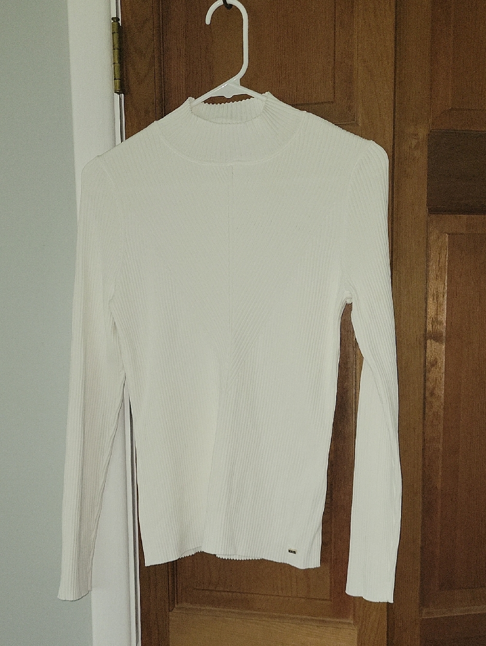 Ted Baker White Ribbed Long-Sleeve Mock Turtleneck Sweater